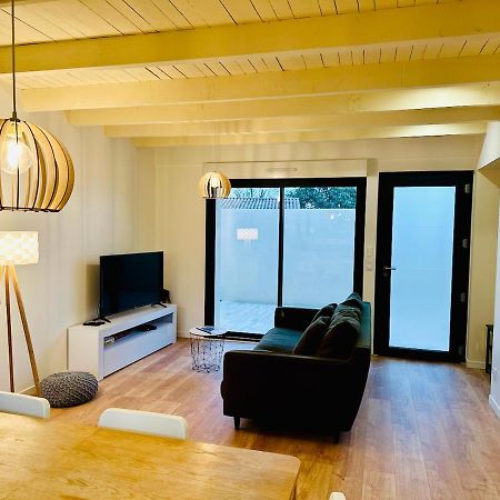 La Halte Occitane - Classe 3 Etoiles - Pour 6 Personnes, 3 Chambres, Parking, Terrasse, Tout Inclus Montauban Esterno foto