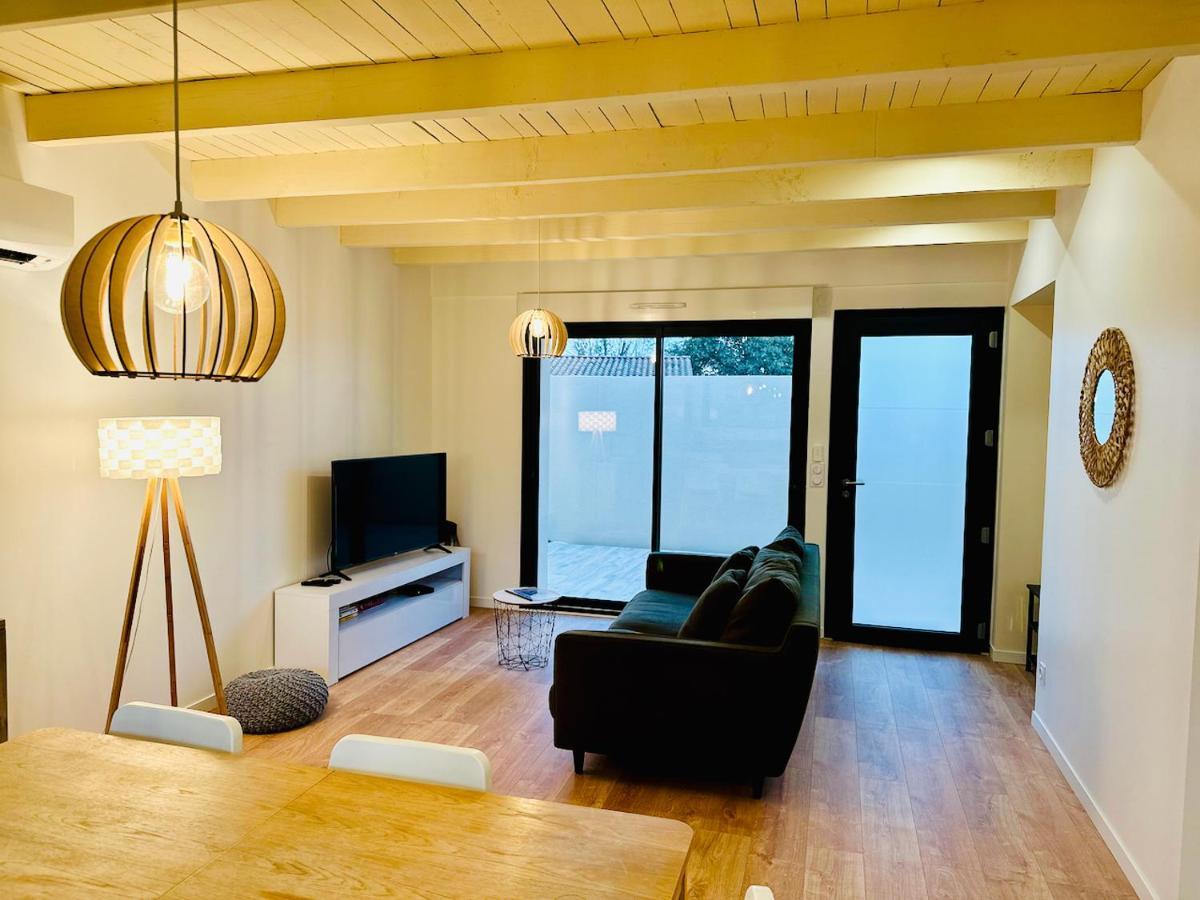 La Halte Occitane - Classe 3 Etoiles - Pour 6 Personnes, 3 Chambres, Parking, Terrasse, Tout Inclus Montauban Esterno foto